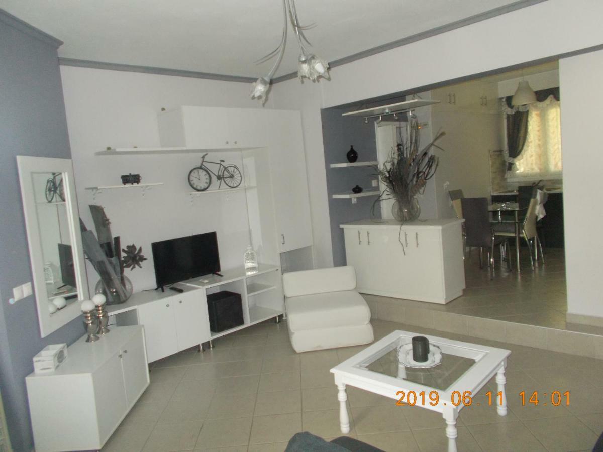 Iris Apartments Apolpaina Exterior foto